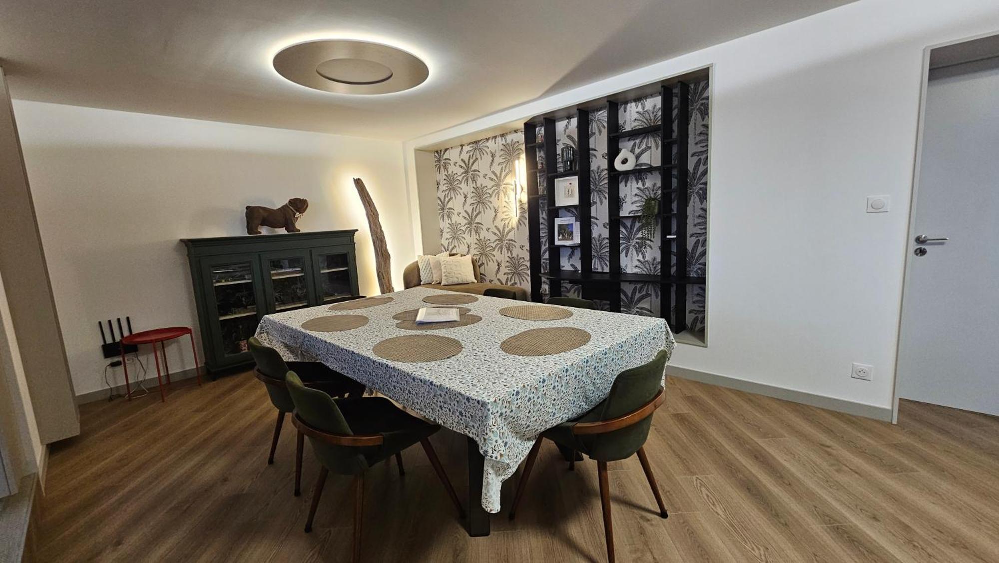 La Maison Bleue Saint-Mitre-les-Remparts Екстериор снимка